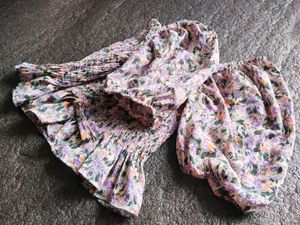 FRONT STRING FLORAL CROP TOP