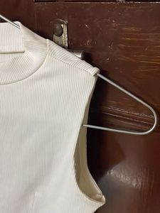 Ribbed White T-Shirt
