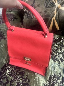 Lavie Handbag - Stylish &amp; Chic