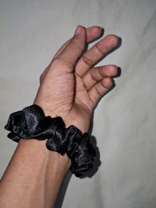 Satin Black Scrunchies Set