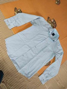Men's Light Blue Button-Down Shirt