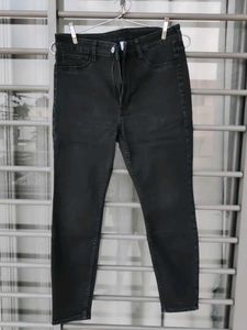 Black Skinny Fit Jeans