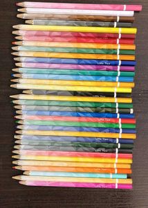 Little Tree Colored Pencils Set