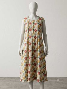 Floral Print Sleeveless kurta with legin