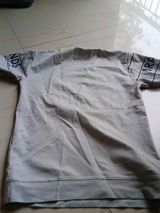 Stylish Grey Graphic Print T-Shirt