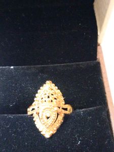 Elegant Gold Tone Ring