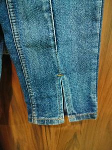 Stylish Blue Denim Jeans
