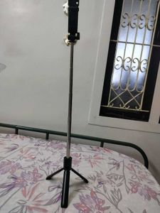 Elfora Click -Click Selfie Stic