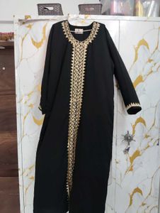 new black embroidery abaya