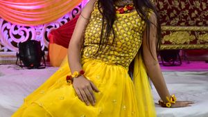 Yellow Set
