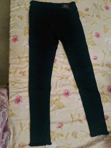 New Black Zara Skinny Jeans