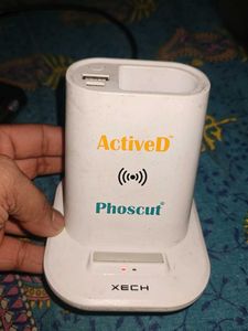 Xech ActiveD Phoscut Wireless Charger &amp; Power Bank