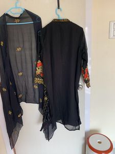 FESTIVE EMBROIDERED KURTA AND DUPATTA