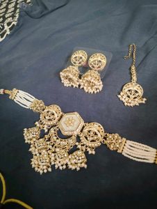 Elegant Pearl &amp; Gold Choker Set