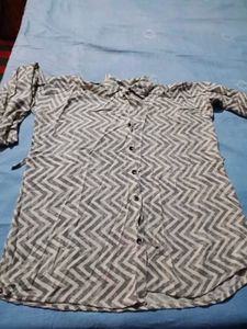 Stylish Geometric Print top
