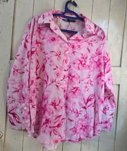 🩷 Zara Pink Floral Button-Up Shirt