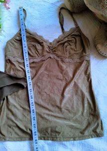 Chic Camisole Top with beautiful brief 👍