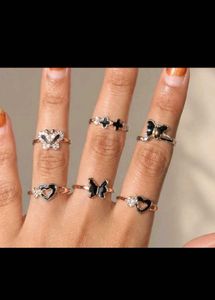 Elegant Ring Set of 7 rings
