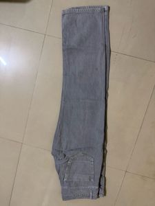 Light Wash Relaxed Fit Jeans