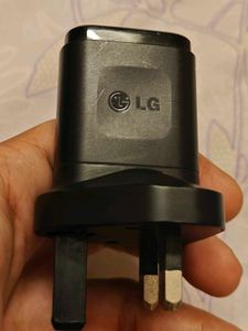 LG 5W adapter