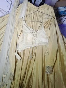 heavy silk lahanga choli set with dupatta