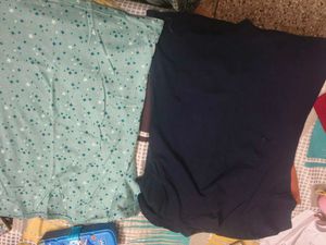 Beautiful women t shirt in L 40 size