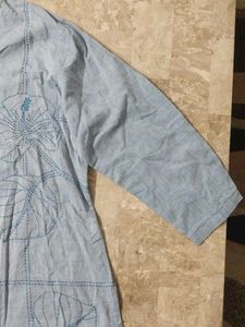 Blue Floral Embroidered Kurta