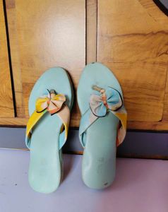 Cute Bow Flip Flops