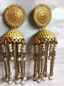 Earring