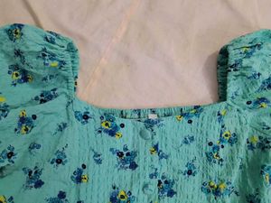 Cute Floral Puff Sleeve Top