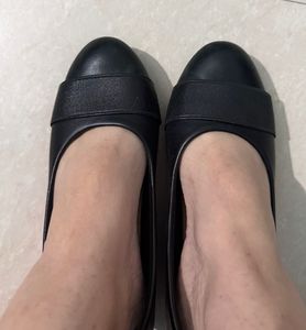 Black Ballet Flats
