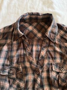Brown Plaid Button-Up fitted y2k shirtᒄ♪♬̊🤎