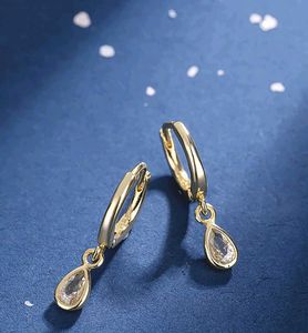 Elegant Gold Pear Drop Earrings