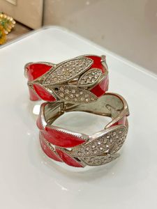 Stunning2 Red &amp; Silver Leaf Bangle Set and peach