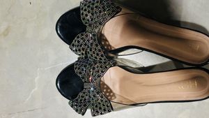 Sparkling Bow heels