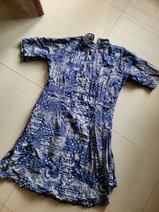 Blue short dress
