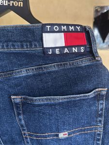 NEW!Fresh!ORIGINAL Tommy Hilfiger Dark Wash Jeans