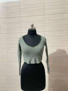 Imported Pintresty 🌸 green crop top