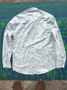 Men's Printed Button-Down Shirt