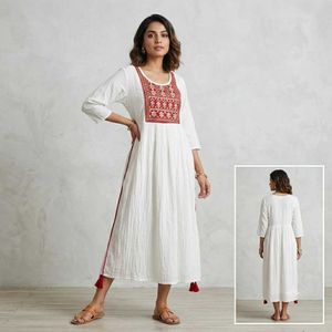 Elegant White Kurta with pink  Embroidery