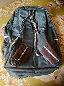 New Bagpack Without Price Tag