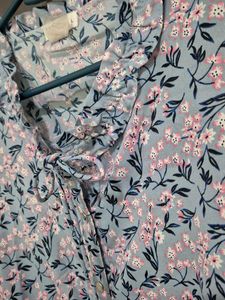 Floral Print Ruffle Neck Top