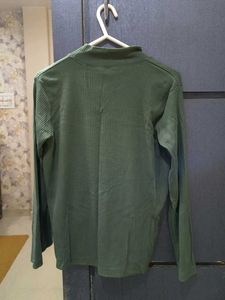 Cute Green Embroidered sweat shirt