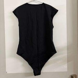 H&amp;M Black Sleeve Bodysuit