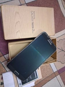 Samsung Galaxy Note 3 Neo with spen