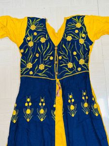 Elegant Yellow &amp; Navy Kurta Set