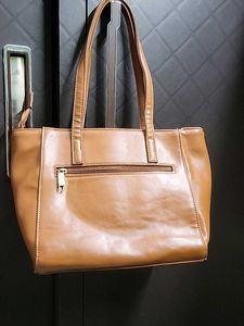 Sale🌶️Lavie Tote Bag