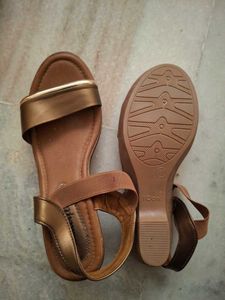 Stylish Wedge Sandals