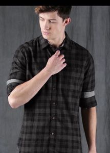 WROGN Men Black & Grey SlimFitCheckedCasual Shi