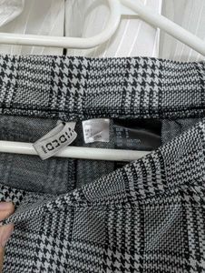 H&amp;M checked Tapered Pants